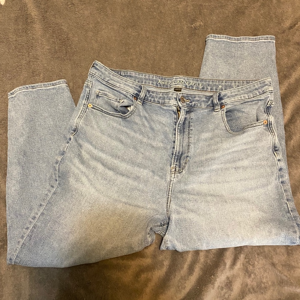 American Eagle Mom Jeans